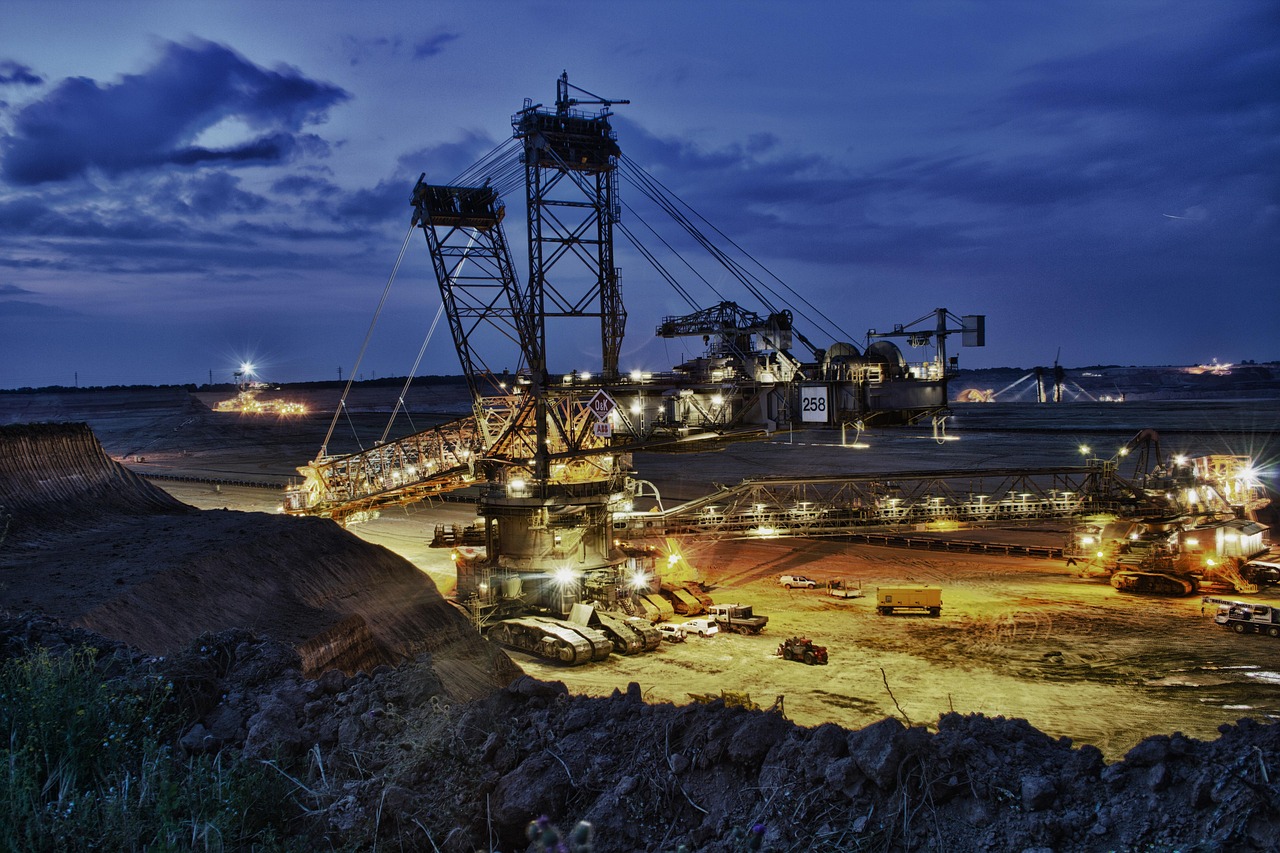 excavator-897584_1280